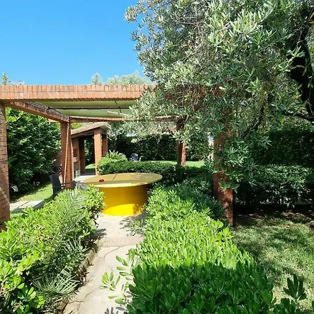 Villa Degli Ulivi A 300 M Dal Mare Lido Di Fondi