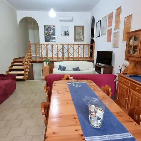 Degli Ulivi A 300 M Dal Mare Lido Di Fondi